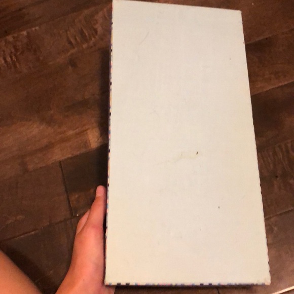 Ivivva bedroom set - Picture 8 of 16